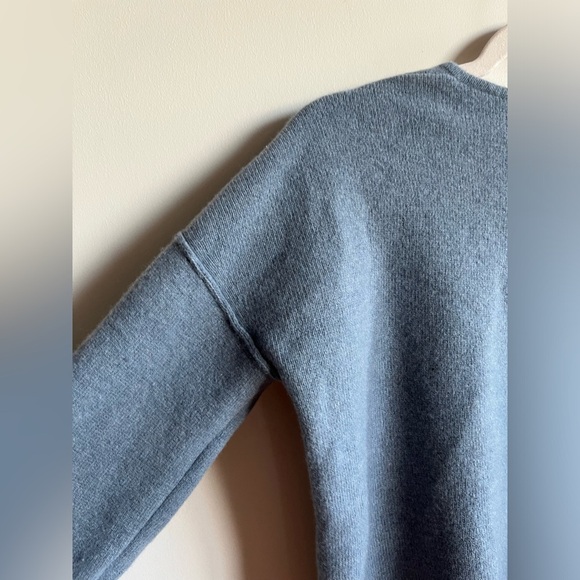 Jigsaw Wool-Cashmere V-neck Blue Sweater Size Small - Picture 9 of 11